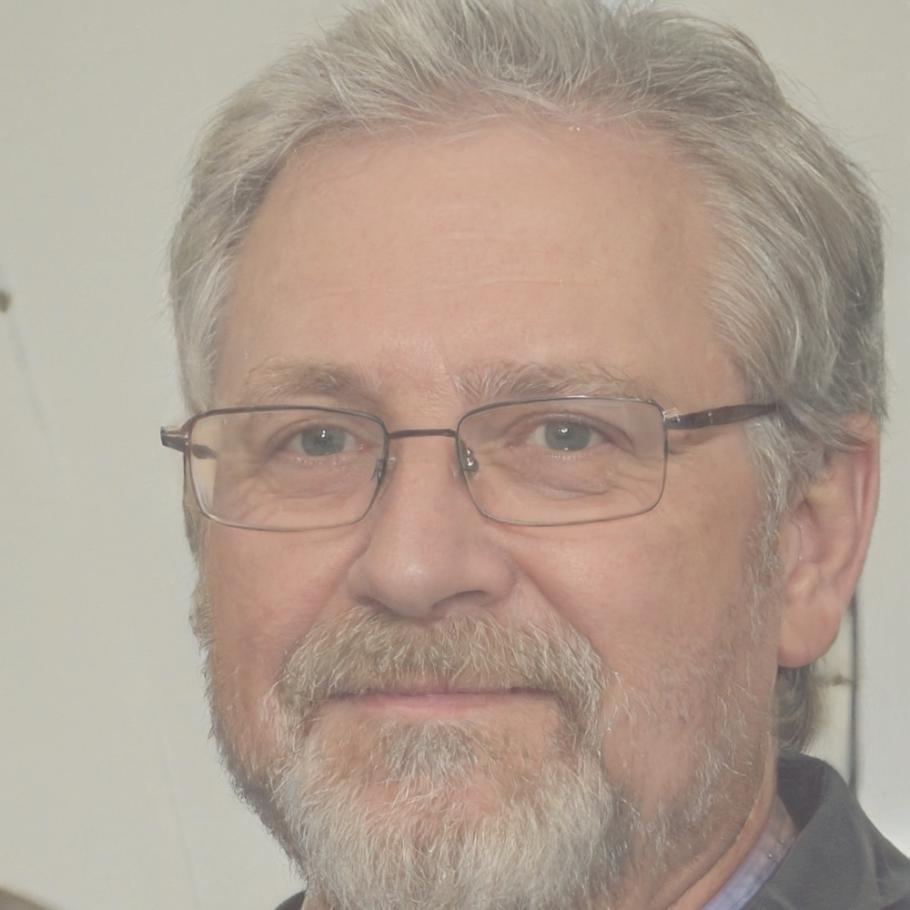 Valentin Kovač, Leitender Analyst bei fenoravial